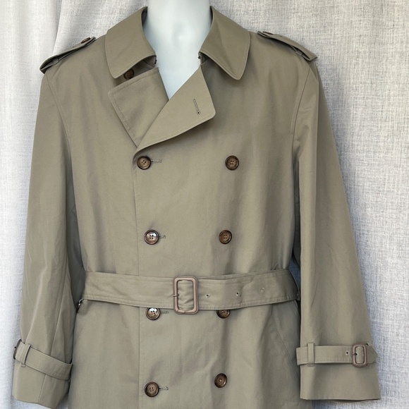 London Fog Vintage Double Breasted Trench Coat Size 40 S/C Zip Out Red Lining - Picture 2 of 11